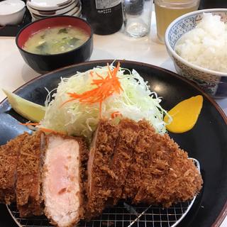 極上ロースとんかつ定食