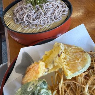 ごぼう天ざるそば(忠太郎茶屋 （ちゅうたろうぢゃや）)