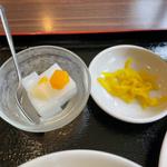 エビ、イカと野菜辛味炒め定食(絶品中華 100種類食べ飲み放題 華景園 かけいえん 川崎店 仲見世通り店前)