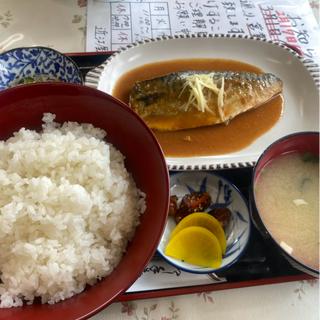 さばの味噌煮定食(近江屋食堂)