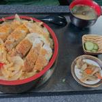 煮カツ丼(花藤食堂)