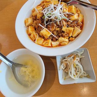 汁なし麻婆麺(新台北 別館 浜松町駅前店)