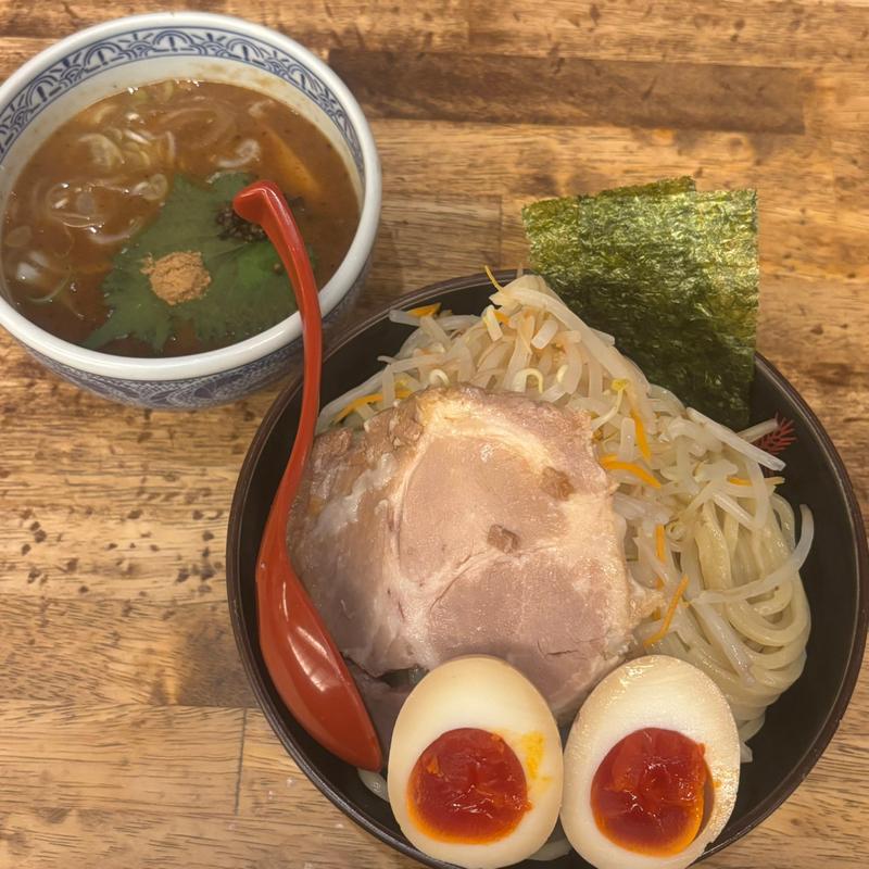 梅つけ麺 全部のせ(つけ麺専門店 三田製麺所 新宿西口店)