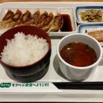 ぎょうざ7個定食 