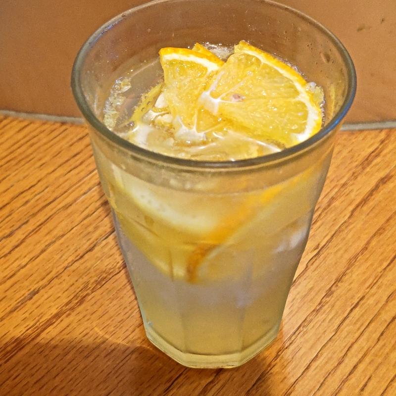 クラフト紅甘夏レモネードソーダ(フレッシュネスバーガー山下)