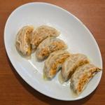 ジューシーな手作り焼き餃子(6個)(本格中国料理 龍華軒)
