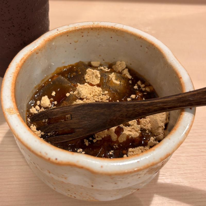 自家製わらび餅(創作和食 旬華)