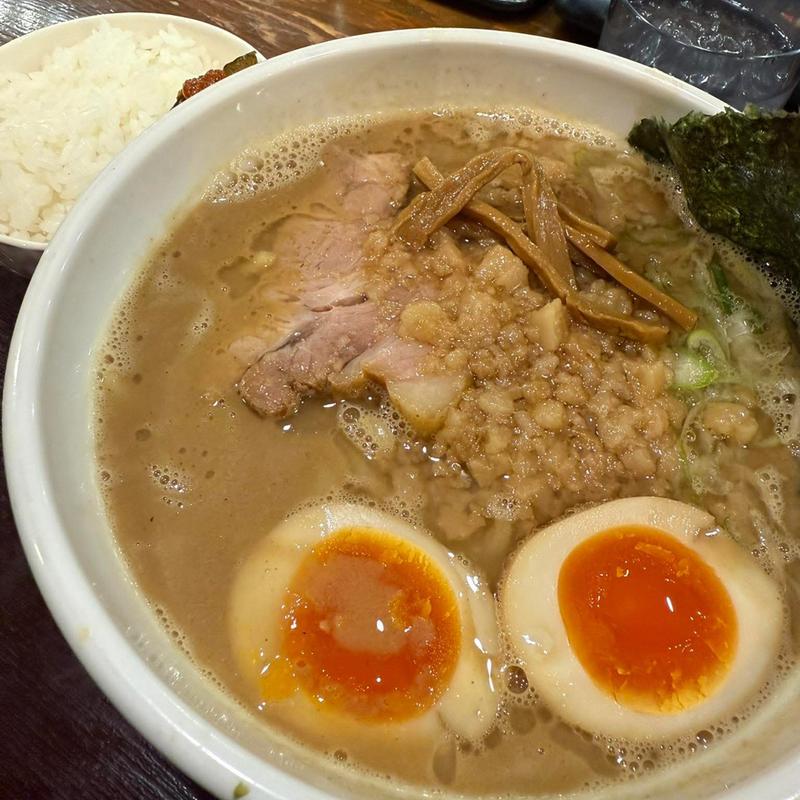 味玉節とんらぁ麺 こってり 半ライス(とんこつ ら ぁ 麺 おもと)