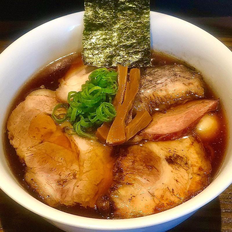 特上醤油らぁ麺(らぁ麺や嶋)