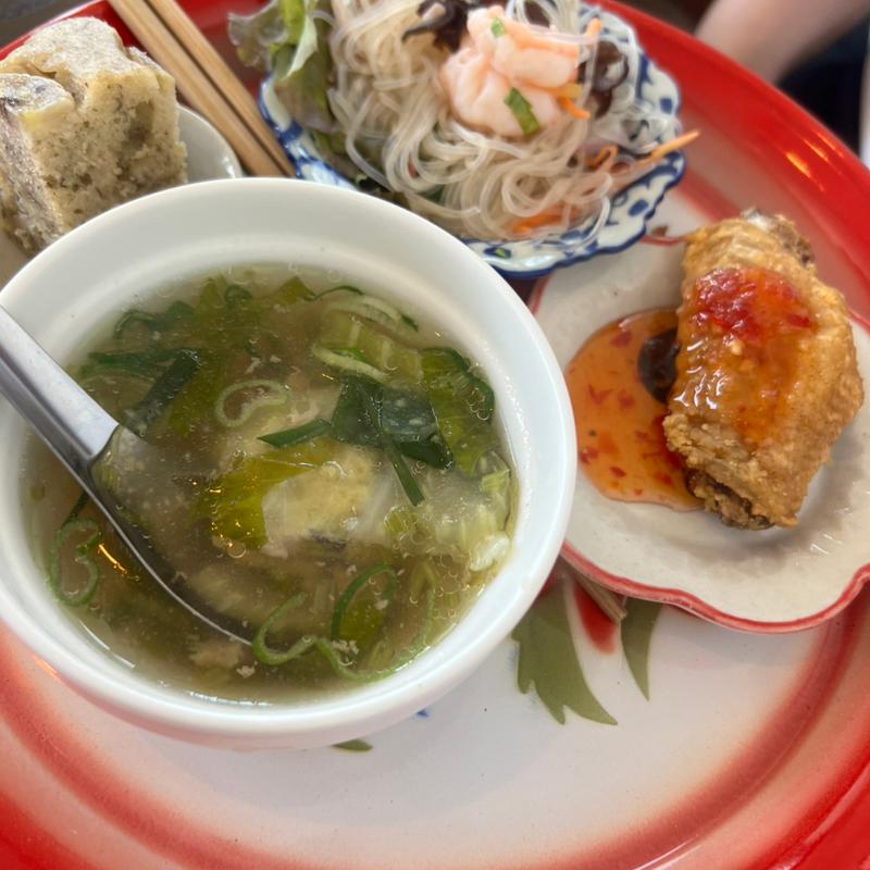 ヤムウンセン  ピッガイトー スープ(タイのおうちごはんaroina)