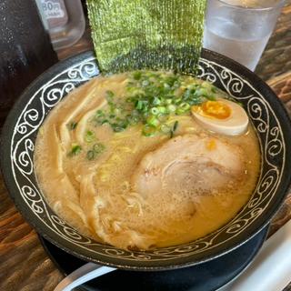 豚骨ラーメン