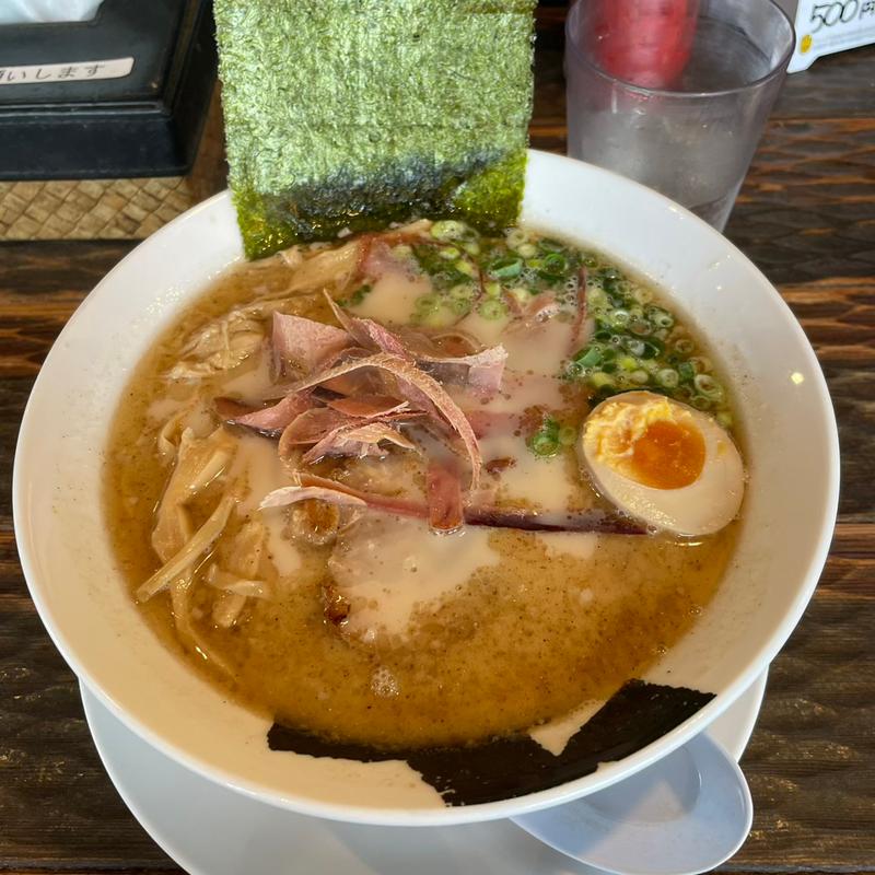 和風塩とんこつ(ラーメン どでかっちゃん)