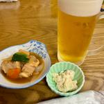 鳥肉の旨煮＋マカロニサラダ＋ビール
