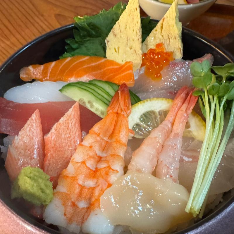 海鮮丼ランチ(寿司御膳智稀 )