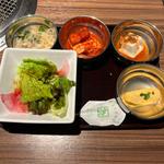 ビビンバランチ