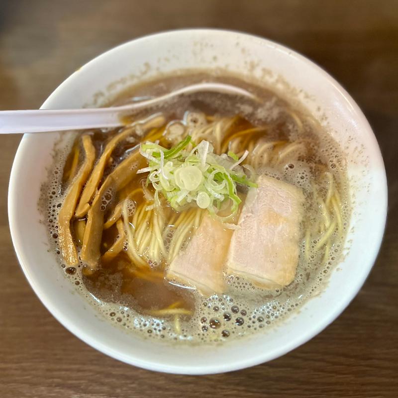 煮干し正油(ラーメン 木曜日)
