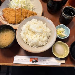とんかつ定食
