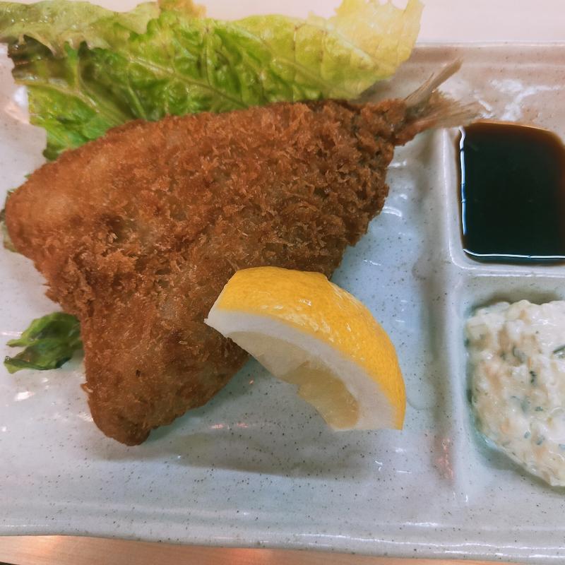 肉厚 アジフライ(新梅田食堂街 居酒屋 三喜)