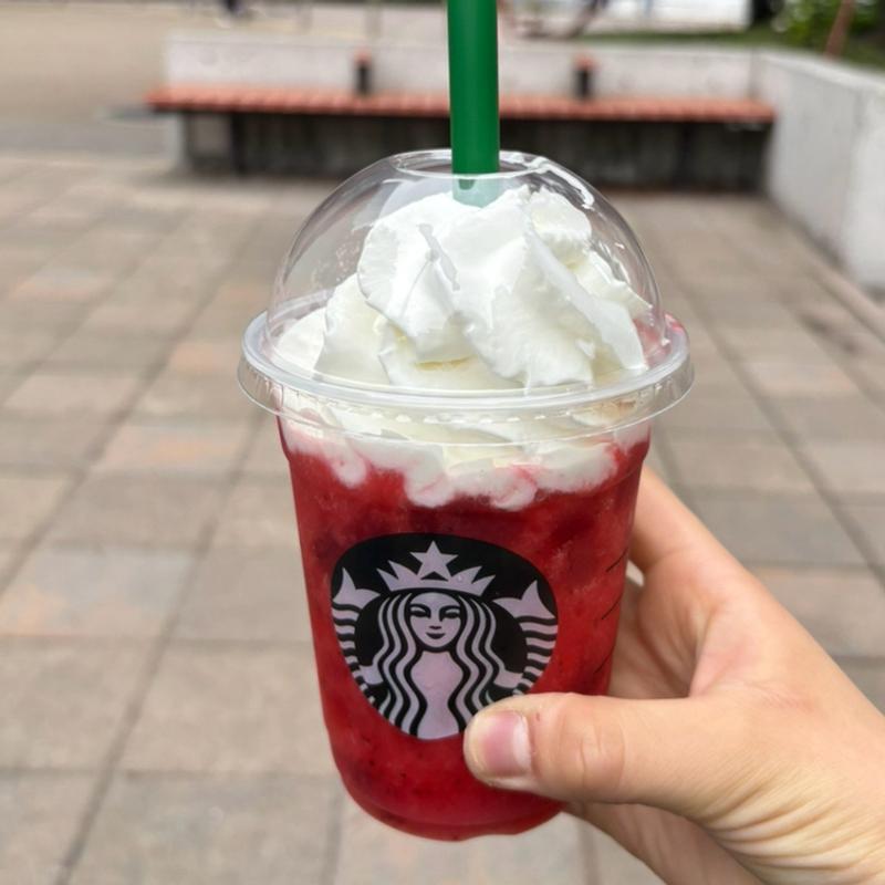 THE 苺 フラペチーノ(スターバックスコーヒー 新宿グリーンタワービル店)