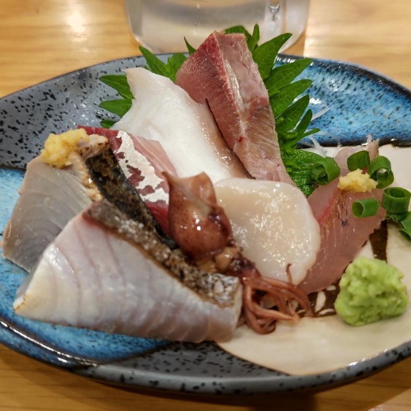 七点盛り(魚と酒はなたれ 野毛五番街店)