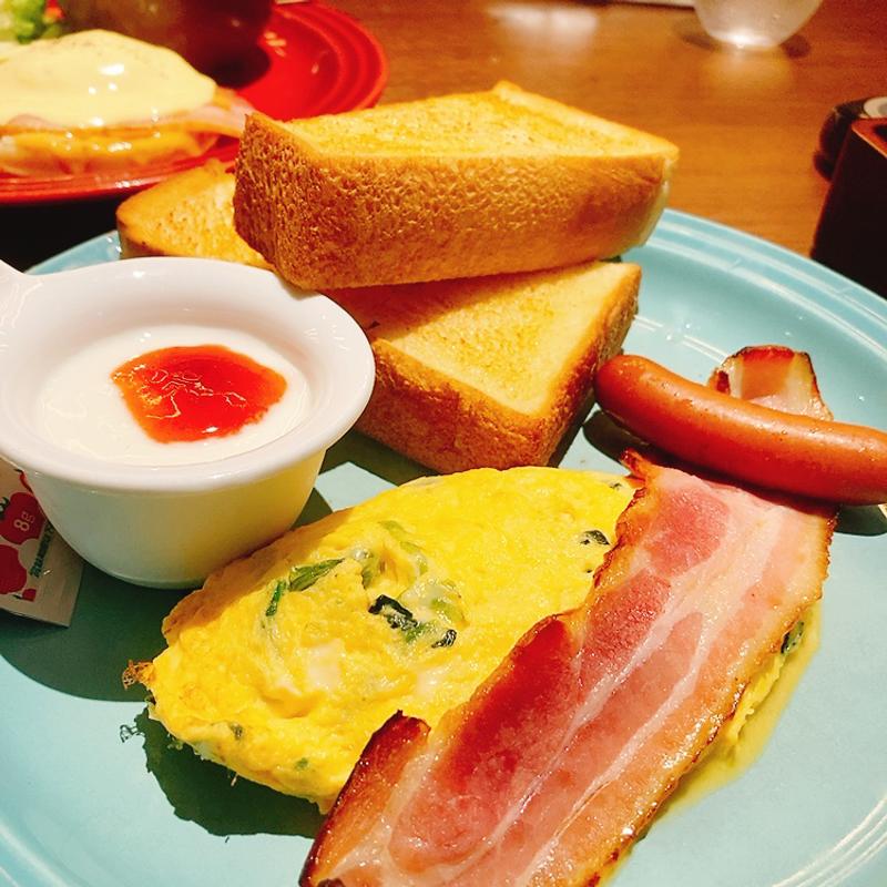 オムレツモーニング(むさしの森珈琲 国泰寺店)