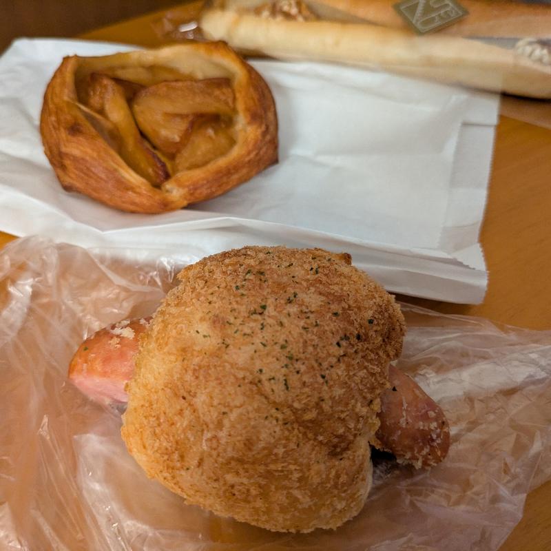 粗挽きフランク(KU~NERUbakery)