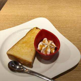 トースト&キャラメルホイップ