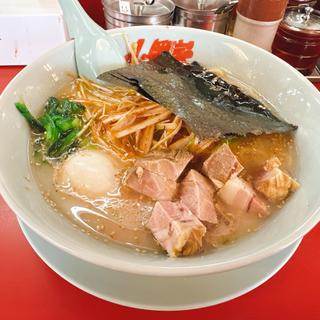 味玉塩ピリ辛ネギラーメン