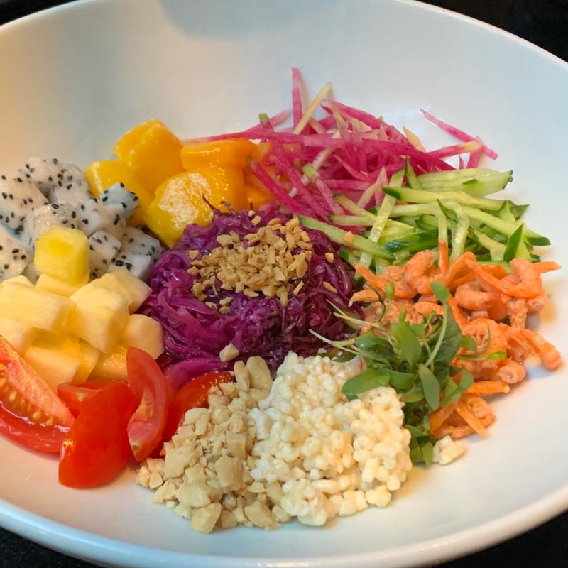 タイスローサラダ(GINGER GRASS modern thai vietnamese)