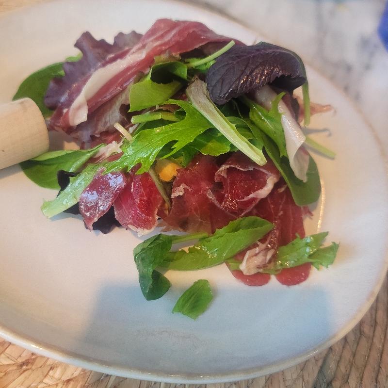 生ハムサラダ(XIRINGUITO Escriba)