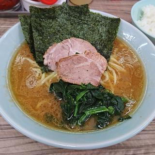 ラーメン 並(武蔵家 中野本店)