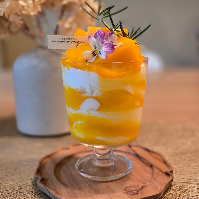 宮崎マンゴーソフトパフェ(momovege )