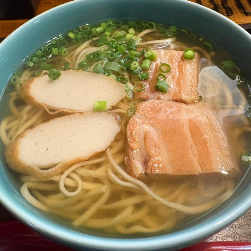 沖縄そば(オキナワ ソバ エイブン （Okinawa Soba EIBUN）)