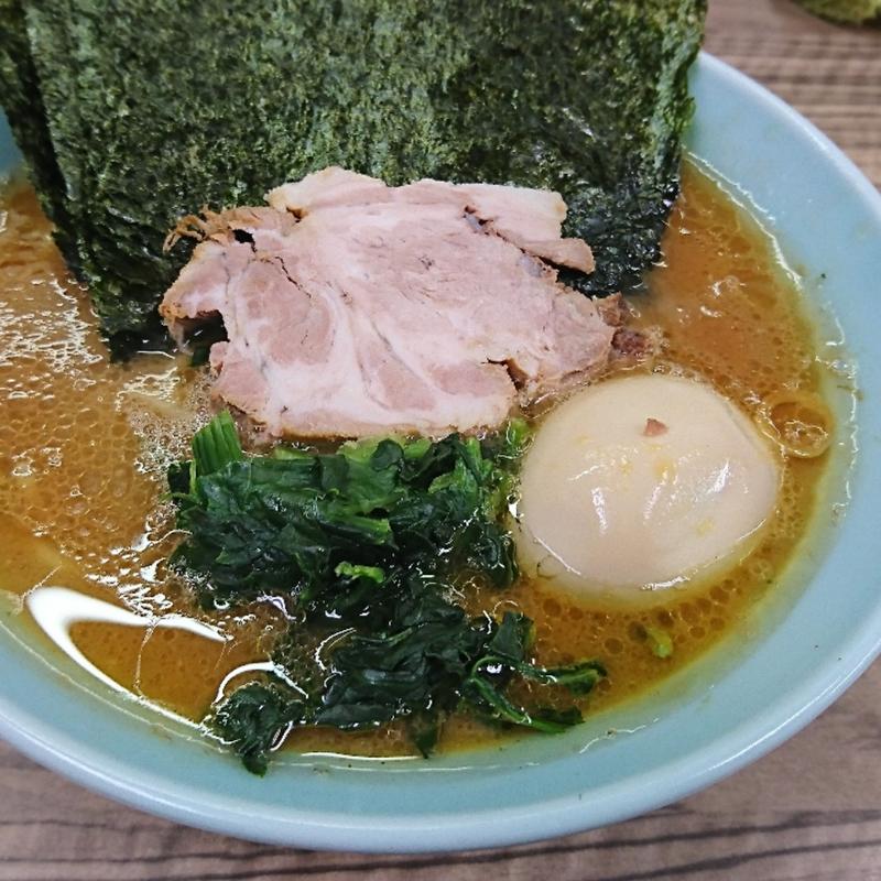 半熟味玉ラーメン 並(武蔵家 中野本店)