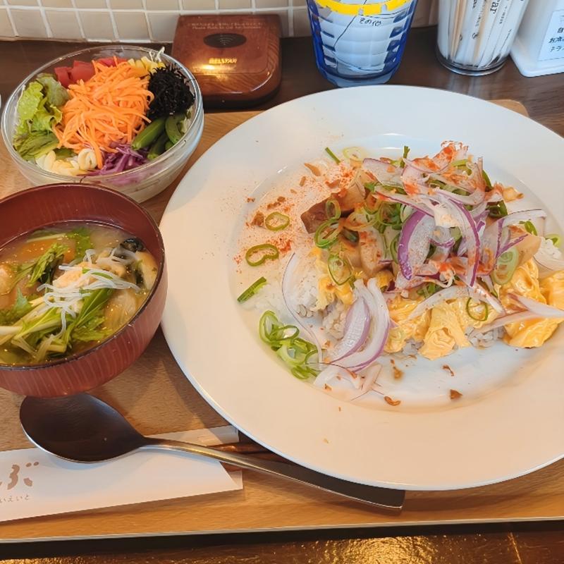 日替わりランチ チャーシューライス(カフェぶいえいと)