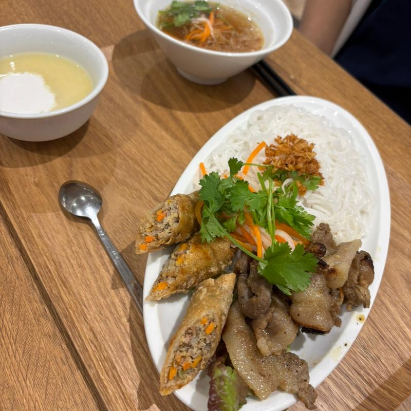 ブンセット(バインミー シンチャオ イオンモール太田)