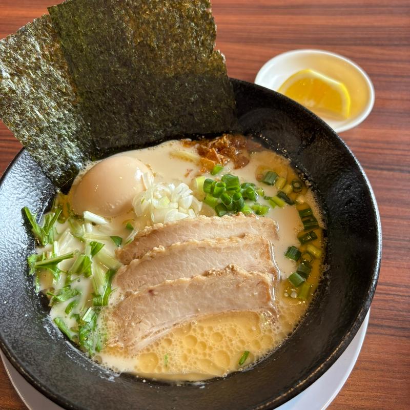 極み鶏(ラーメン・餃子専門店 富意家)