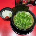 ラーメン（並）、九条ネギ