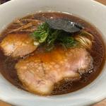 醤油らぁ麺(らぁ麺すぎ本)
