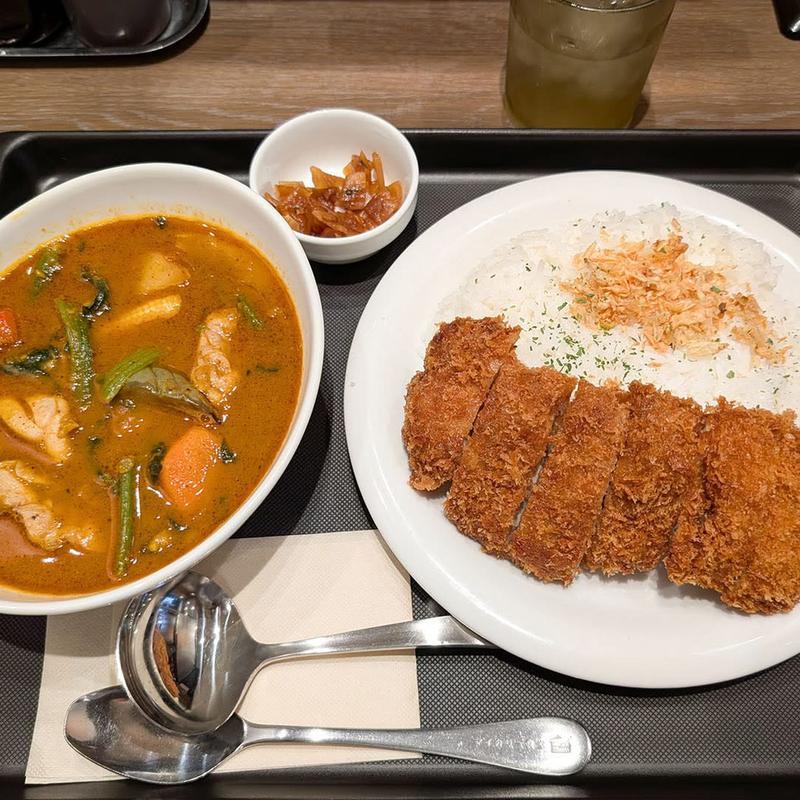 チキンスープカレー 大盛り チキンカツ(マイカリー食堂　上野店)
