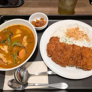 チキンスープカレー 大盛り チキンカツ