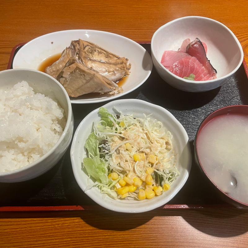 サワラ煮・小刺身(秋葉原漁港 快海 （あきはばらぎょこう かいかい）)