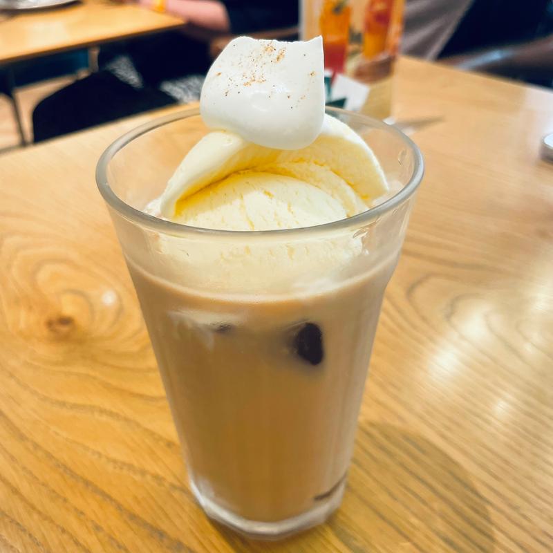 チャイクリームフロート(アフタヌーンティー・ティールーム 西武所沢Ｓ.Ｃ.)