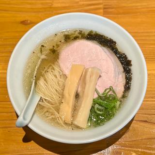 朝中華