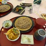 蕎麦とミニ海老天丼