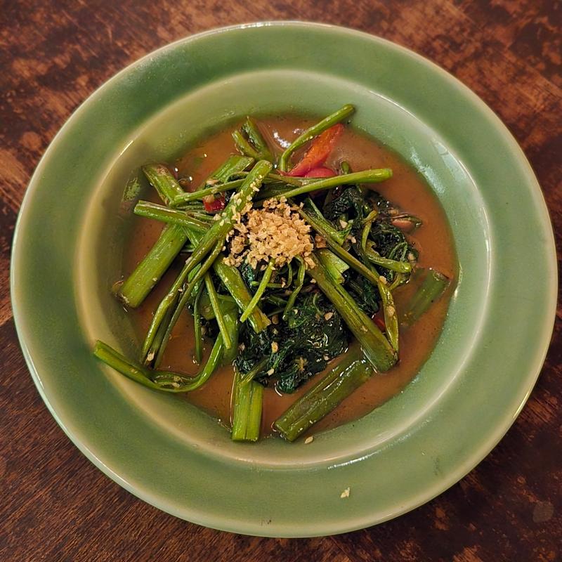 パックブンファイデン(チェディルアン ハービスENT)