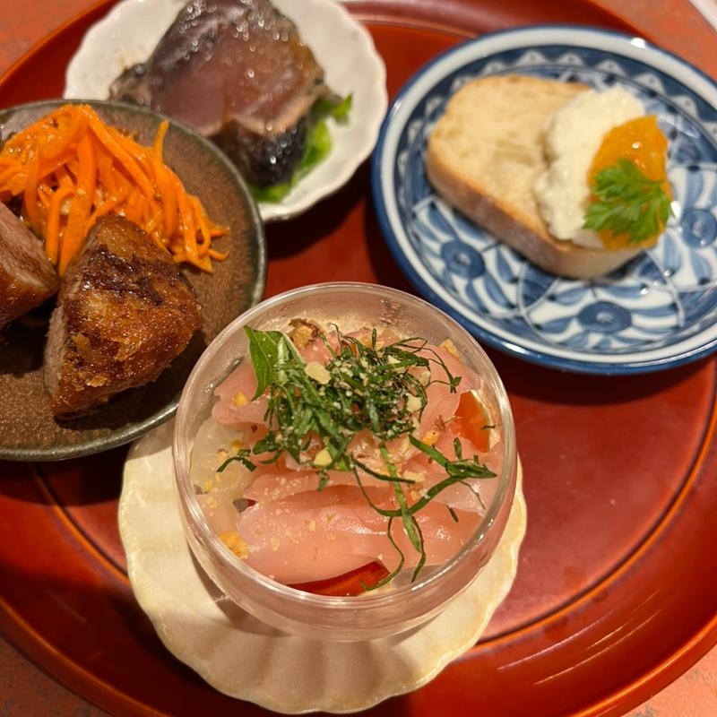 旬のおばんざい4種盛り合わせ(TOKYO MEAT酒場 東急原宿プラザハラカド店)