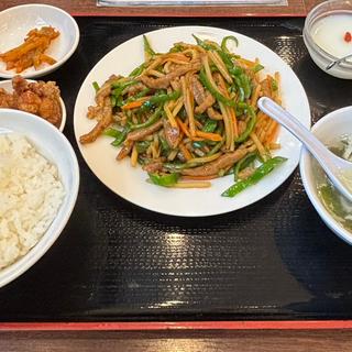 青椒肉絲定食(香港庭 八千代緑が丘店)