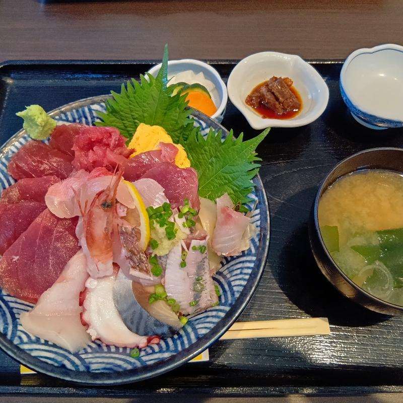 (ぎょ魚蔵部(ぎょぎょくらぶ))