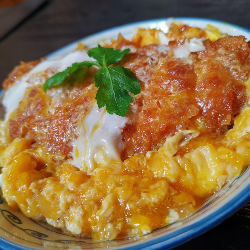 特製肉厚カツ丼(手打ち蕎麦文平)